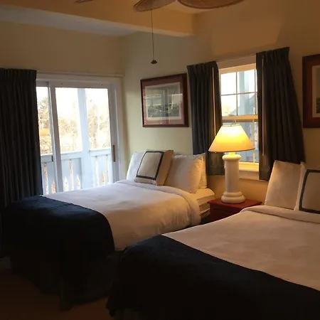 The Beach Rose Inn-2